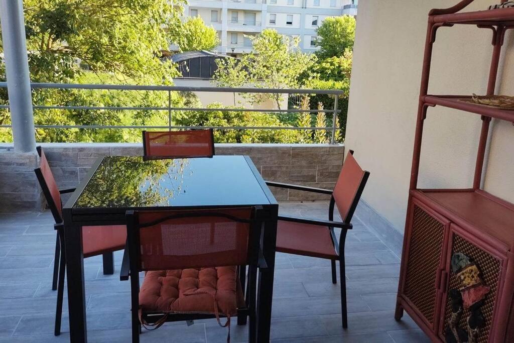 Appartement 65 M² Avec Piscine. Tours Exterior photo